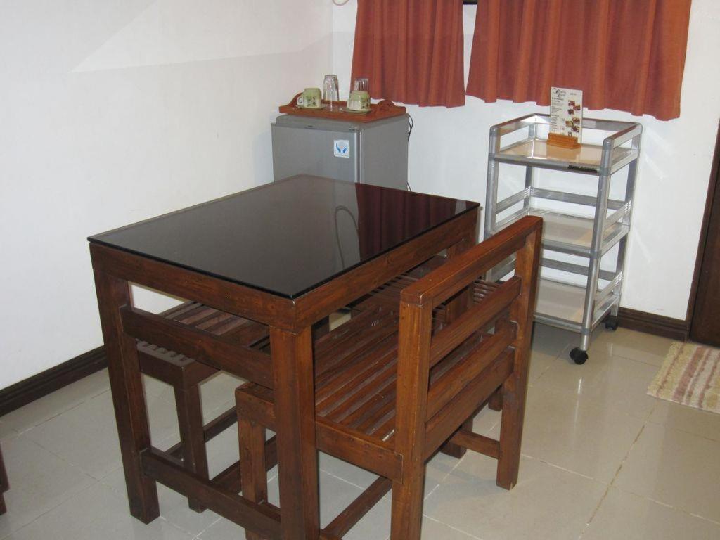 Apartamento Residencia Lourdes Isla de Mactán Exterior foto