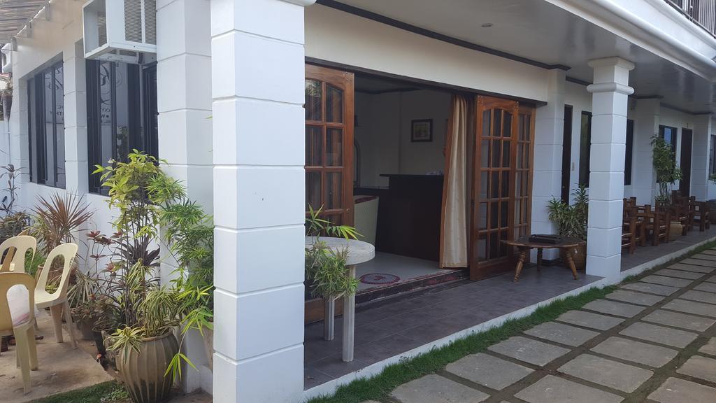 Apartamento Residencia Lourdes Isla de Mactán Exterior foto